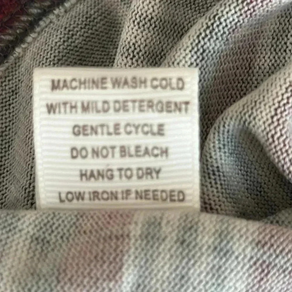 Eden & Olivia Women's Plaid Button-Down Crop Shirt - Size M - Picture 12 of 12